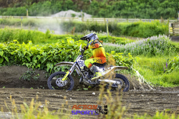 High-Resolution Motocross Photo Bundle - Västervik Track September 2024